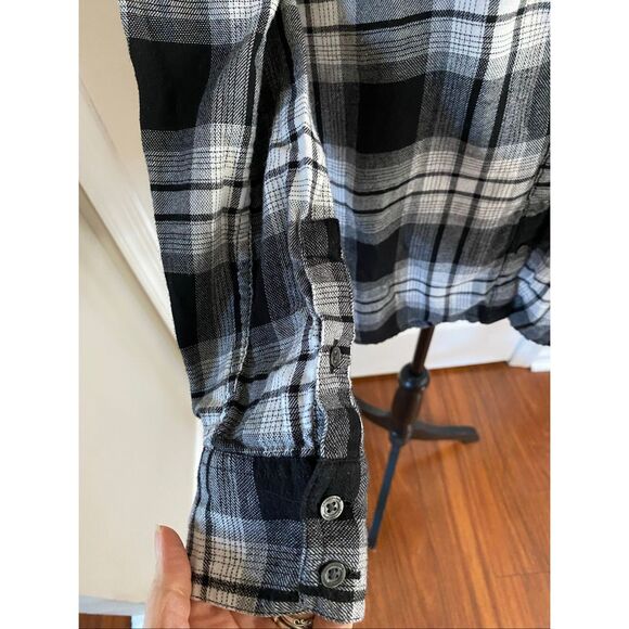 Calvin Klein cotton flannel plaid shirt size M - Picture 4 of 9